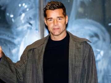 Ricky Martin Makes Rare Public Appearance With Teenage Twin… 