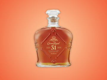 Crown Royal Just Dropped Its Oldest Whisky Ever. Fans Better Act… 
