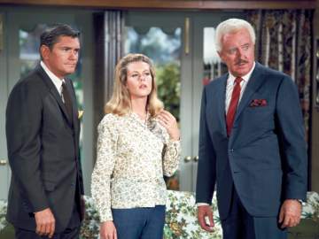 ‘Bewitched’ Star Was ‘Financially and Physically Destitute’ Before… 