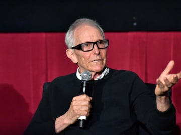 Comedy Genius Behind ‘Airplane!’, ‘Naked Gun’ Dead at… 