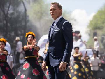 Daniel Craig