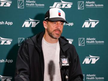 Aaron Rogers Says He ‘Didn’t Do Myself Any Favors’ With Public… 