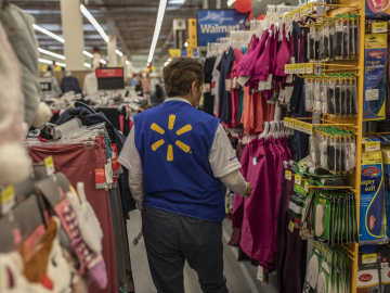 Walmart Employees Now Using This Police Tech in… 