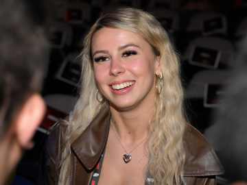 Haliey Welch, better known as "the Hawk Tuah girl," made a statement more than two weeks after being accused of a "crypto scam" after her HAWK memecoin collapsed.