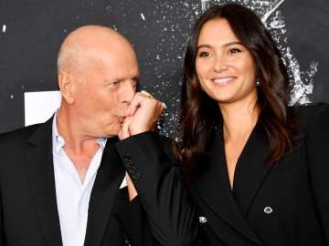 Bruce Willis Smiles, Laughs in Rare Video Shared By His… 