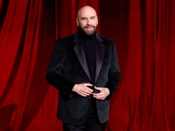 John Travolta Rings in the New Year With Rare Family Photo… 