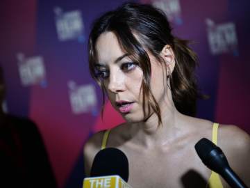 Aubrey Plaza Speaks Out About the "Unimaginable Tragedy" of Her Husband