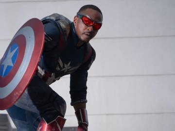Anthony Mackie Says He’s ‘Proud American’ After Viral Captain America… 