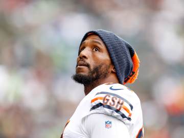 Ex-NFL Star Arrested After Multiple-Car… 