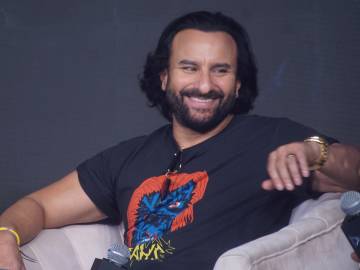 Beloved Bollywood Actor Stabbed by Intruder in Mumbai… 