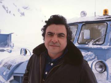 ‘Jaws 2,’ ‘Supergirl’ Director Dies at… 