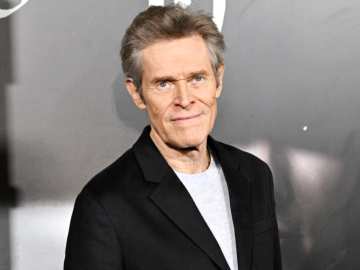 Willem Dafoe Asked ‘What He Does for a Living’ in Viral… 