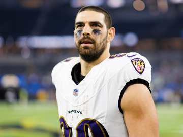 NFL Star Gets Nice Consolation Prize After Painful… 