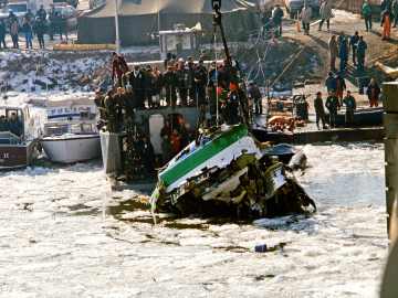 Victims of American Airlines Crash Include U.S. Athletes, Figure… 