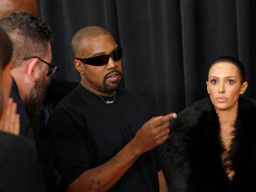 Kanye West Defends Wife’s Nude Red Carpet Moment After Criticism,… 