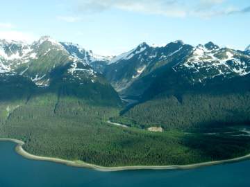 Alaska-Bound Flight Goes Missing With 10… 