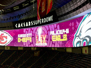 Super Bowl Attendees Have Sticker Shock From Cocktail, Food… 