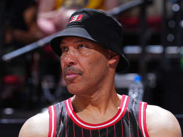 LaVar Ball Reportedly Undergoes Amputation After Medical… 