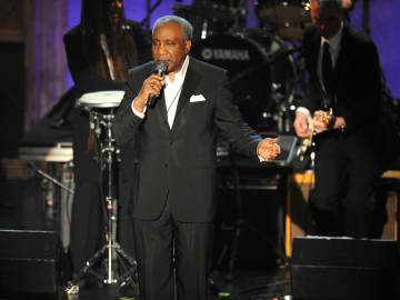 R&B Legend, Former Politician Dead at… 