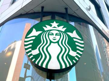 Here Are All 13 Starbucks Drinks Getting Axed From the Menu This… 