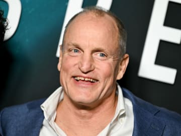 Mark Ruffalo Recalls Bar Brawl With Woody… 