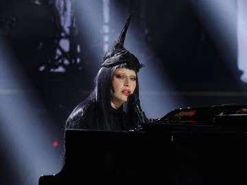 Lady Gaga Offers Promising Update on Health… 