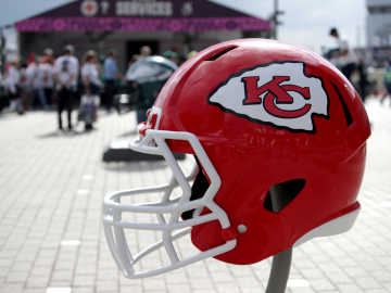 Arrests Made After Chiefs Fans Found Dead, Frozen in… 