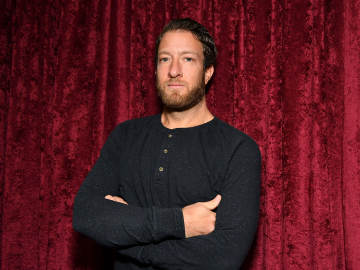 Dave Portnoy Takes Brutal Dig at Nick Cannon in Online… 