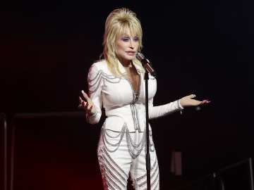 Dolly Parton Has Message for Fans After Tragic Personal… 