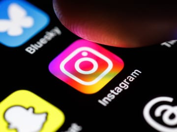 Instagram Adds New… 