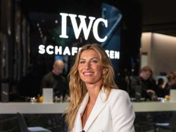 Gisele Bündchen Seen Out With New Baby for First… 