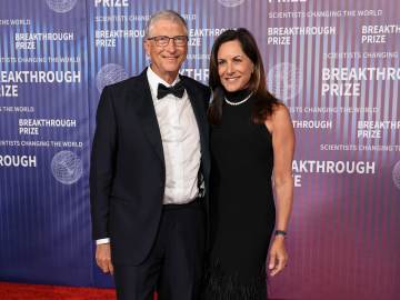 Bill Gates, New Girlfriend Make Rare Public… 