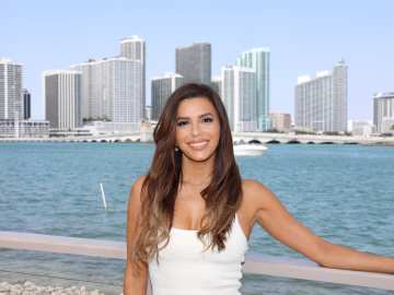 Eva Longoria Grabs Attention With Spring Dress… 