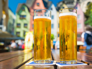Need a Crisp Beer for Warm Days? Fill Your Glass With This Cheap German… 