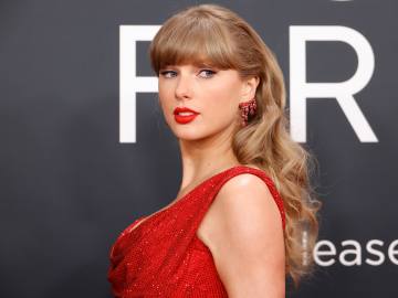 Taylor Swift Turned Down By Grammy-Winning… 