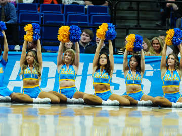 UCLA Cheerleader Turns Heads in 