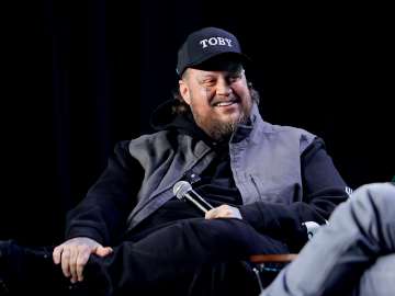 Jelly Roll Goes on Wild Adventure After Major Career… 