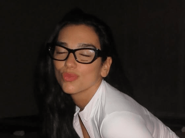 Dua Lipa Grabs Attention With Her Yoga Pants… 