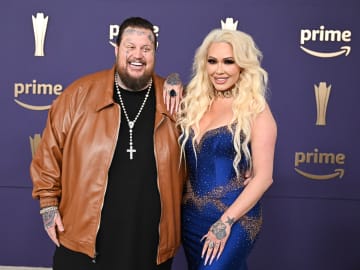 Jelly Roll Breaks His Silence on Cheating on His Wife, Bunnie… 