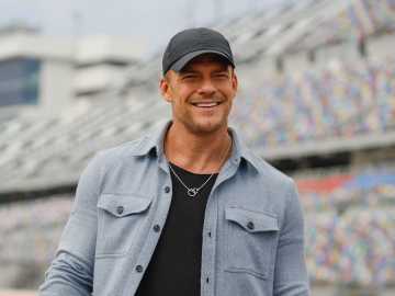Alan Ritchson Knocked Unconscious During 