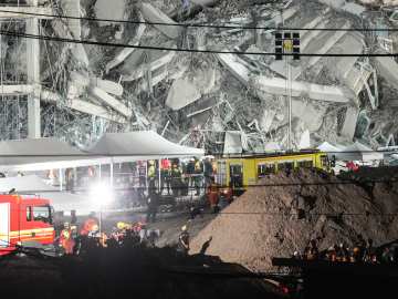 Scary Videos Show Skyscrapers Collapsing, Shaking in Massive 7.7… 