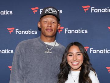 Meet the New Fiancée of Patriots Quarterback Josh… 