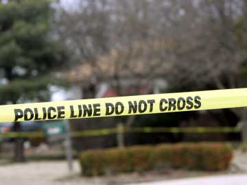 3 Members of Wealthy Family Found Dead Inside… 