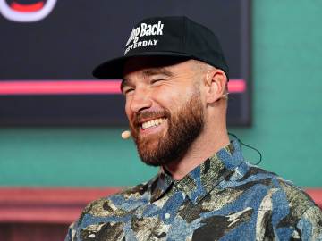 Travis Kelce Apologizes to Newborn Niece Finnley After Virtual… 