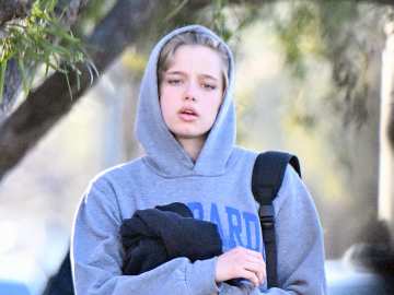 Angelina Jolie & Brad Pitt’s Daughter Shiloh, 18, Photographed in… 