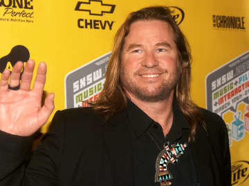 Val Kilmer Was Nearly Unrecognizable in His Most Underrated Career… 