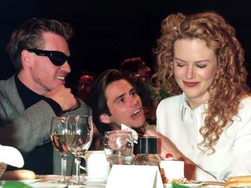 Jim Carrey Offers Touching Tribute to Val… 
