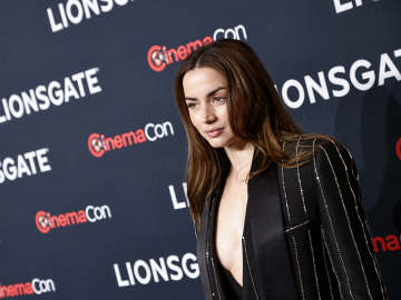 Ana de Armas Grabs Attention in 