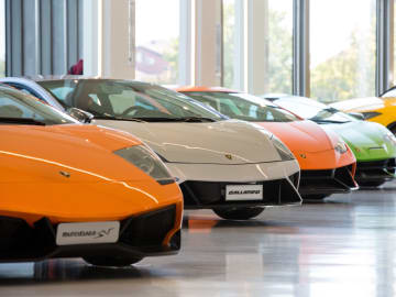 In a World of Silent EVs, Lamborghini Is Selling Noise: Here