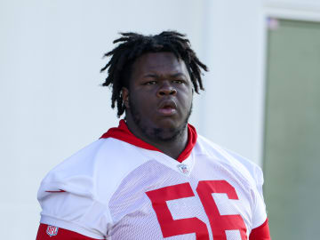 Bucs Make Roster Decision on 464-Pound Rookie… 